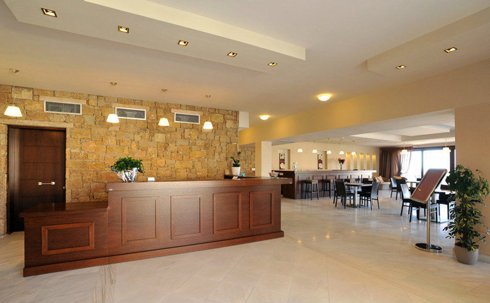 Porto Plaza Hotel Agios Ioannis Kaspaka Экстерьер фото